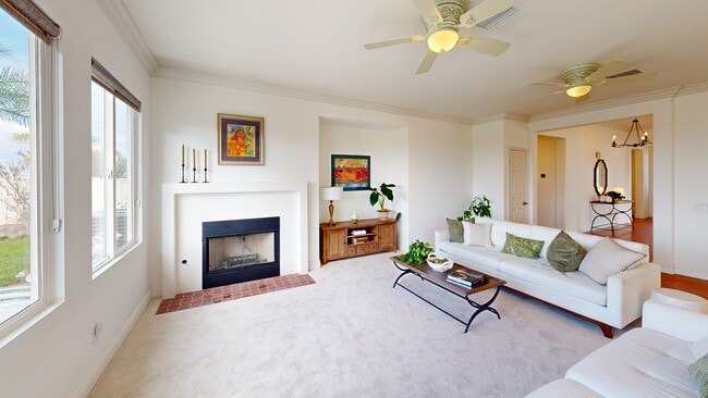 29651 Royal Burgh Dr, Murrieta, CA 92563 - photo 2