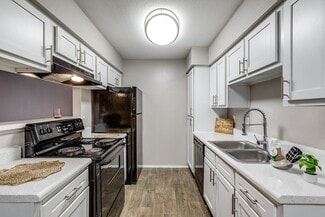 4009 Victory Dr, Austin, TX 78704