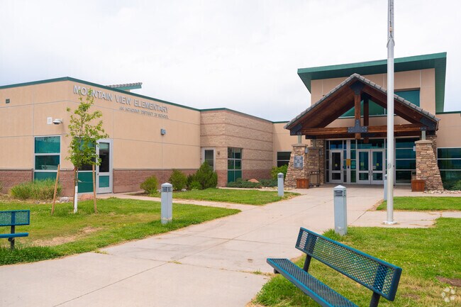 Mountain View is a public elementary school in Pine Creek.