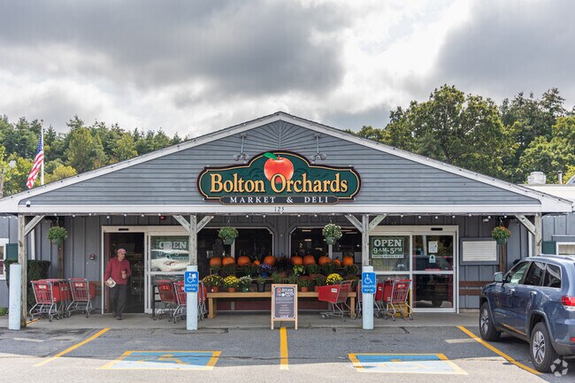 The entrance to a local favorite, Bolton Orchards Market in Bolton.