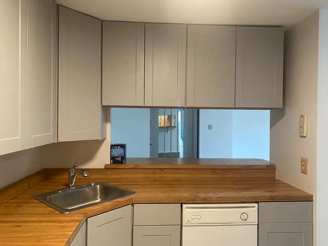 1903 Jefferson Ct unit 1903 Jefferson Court, North Wales, PA 19454 - photo 2