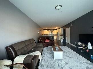 5580 Arbor Chase Dr Unit 77, Ann Arbor, MI 48103