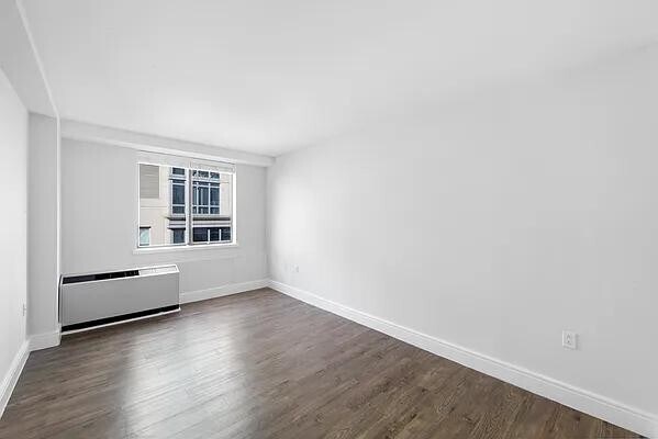 354 E 91st St unit 501, New York, NY 10128 - photo 4