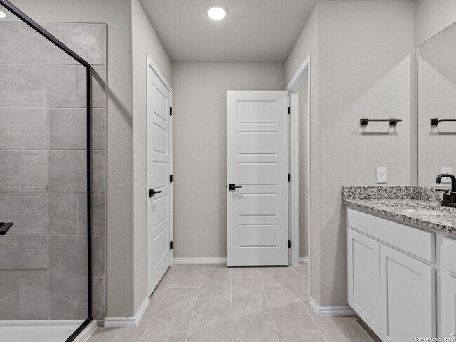 6610 Lowrie, San Antonio, TX 78239 - photo 4