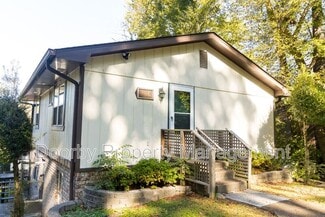 2425 Ashmore Ave Unit 1, Chattanooga, TN 37415