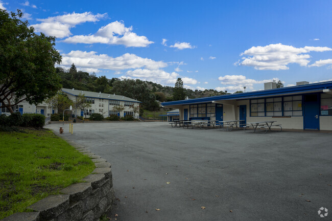 Clifford School is a great place for new students in San Mateo.