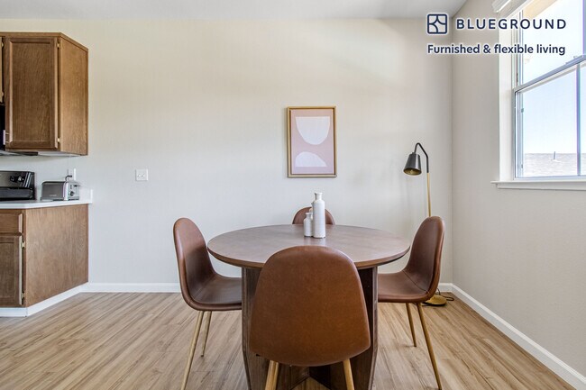 20631 Forge Way unit FL2-ID563, Cupertino, CA 95014 - photo 5