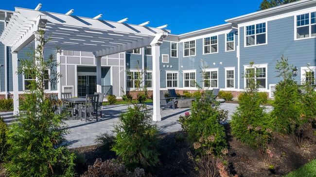 Berkeley Crossing, Berkeley Heights, NJ 07922 - photo 3