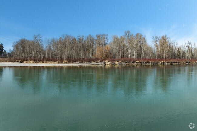 Evergreen residents are a walk away from the famous Flathead River for its iconic beauty and bountiful fishing opportunities.