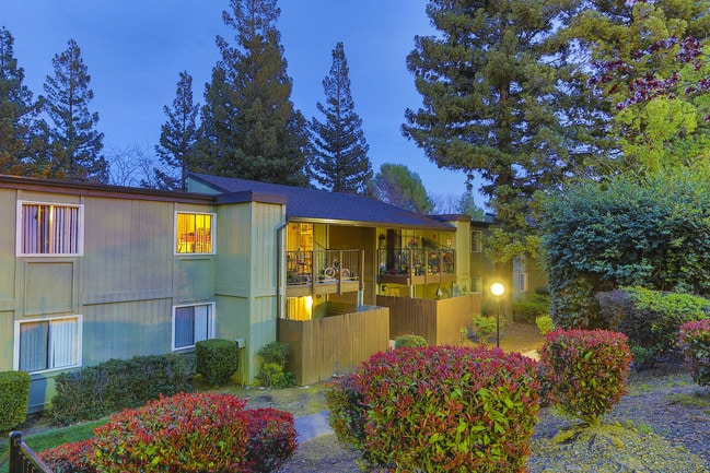 Miners Station Apartments