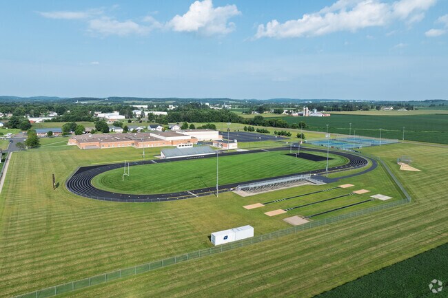 Bloomer Middle School has a number of sprts fields and courts on campus.