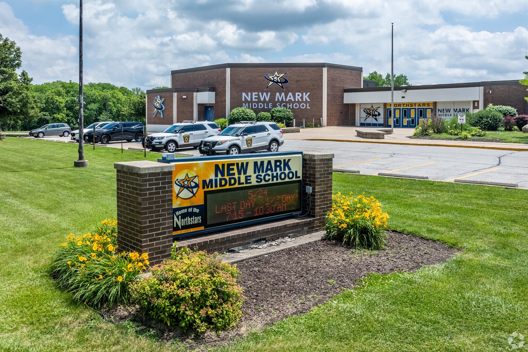 New Mark Middle School empowers students.