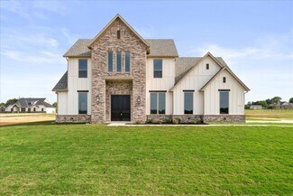 131 Spring Valley Rd, Paradise, TX 76073