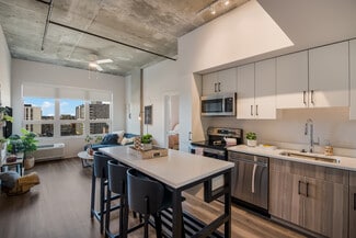 700 E Broadway, Eugene, OR 97401