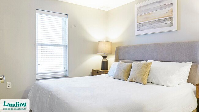 335 W 9th St unit 431, Indianapolis, IN 46202 - photo 5