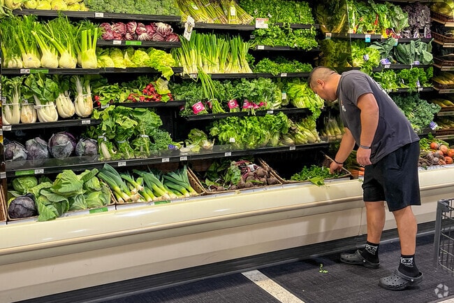 Publix is one of several grocery stores within driving distance of Golden Gate.
