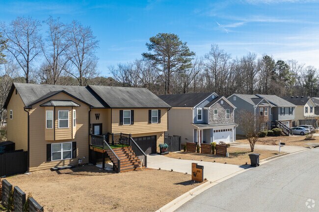 The majority of houses in Conley were built between the 1960s and early 2000s, offering a mix of architectural styles.