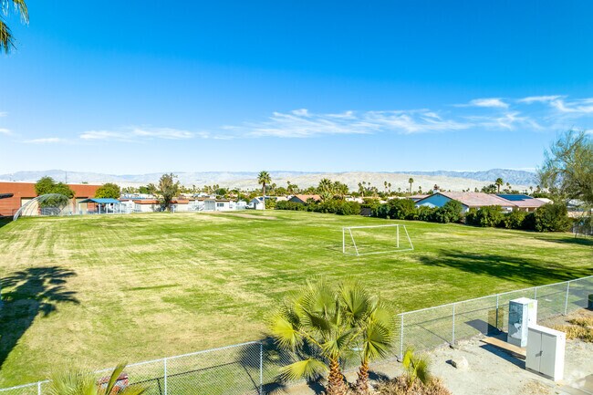 Mt. San Jacinto High School offers plenty of AP and Honors courses.