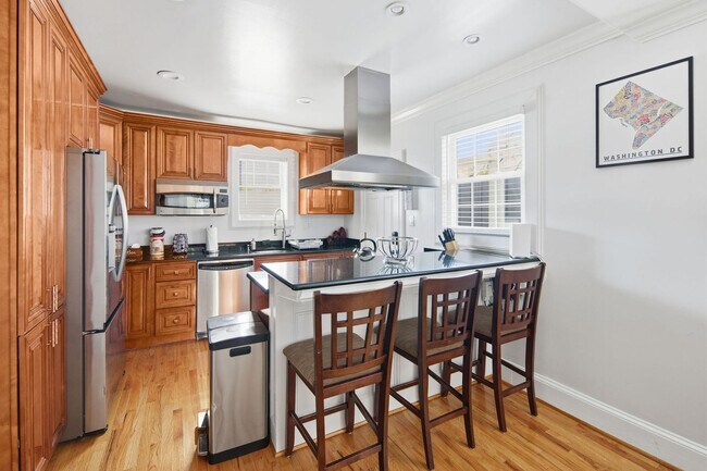 1304 Van Buren St NW unit ID1353787P, Washington, DC 20012 - photo 6