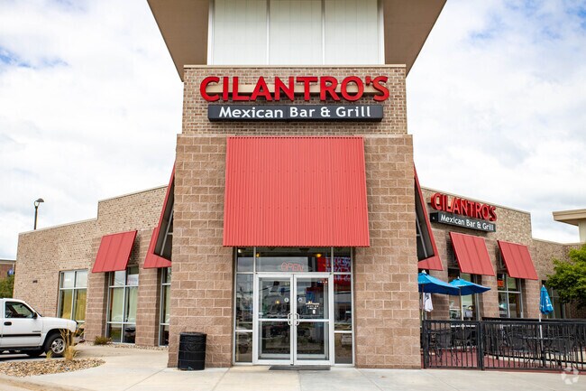 Oakbrook Meadows has many local restaurants to choose from.