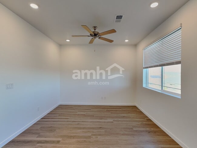 26142 E Calhoun Place, Aurora, CO 80016 - photo 5