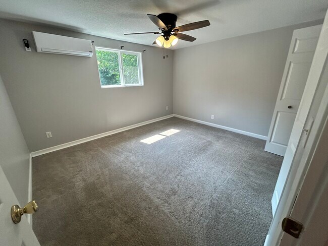 2271 S Cost A Plenty Rd unit 4, Warsaw, IN 46580 - photo 7