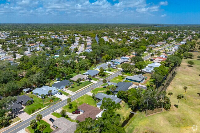 Many Fairway homes sit directly along the many golf courses in the area.