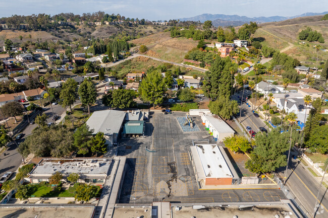 El Sereno Elementary School is home to the Mighty Lions.