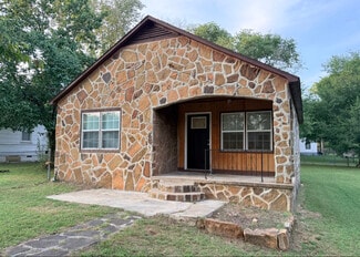 410 W Seneca St, Tahlequah, OK 74464