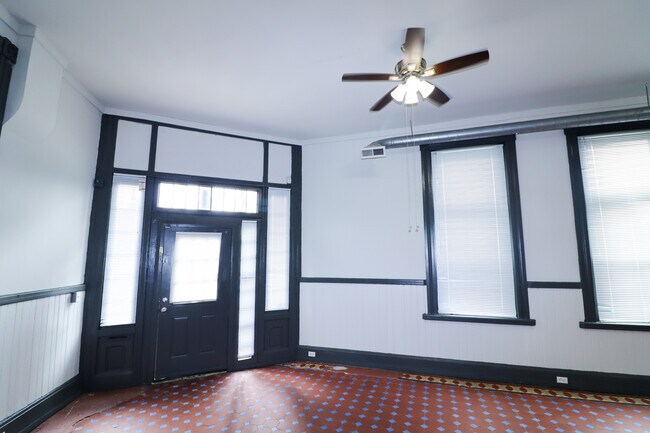 1 W Mcmillan St unit 2, Cincinnati, OH 45219 - photo 7