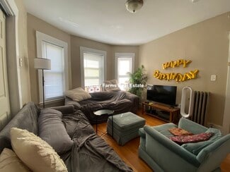 248 Powder House Blvd Unit B, Somerville, MA 02144