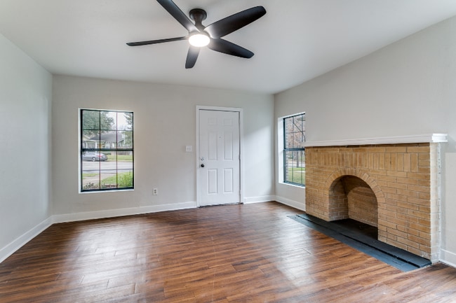 826 N Clinton Ave unit 824, Dallas, TX 75208 - photo 5