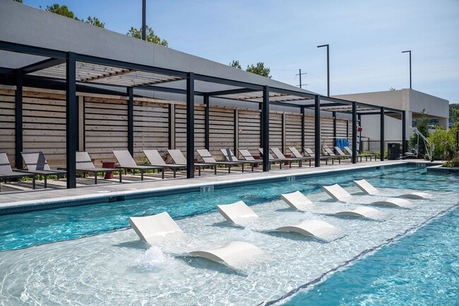 Madison West Elm, Conshohocken, PA 19428 - photo 3