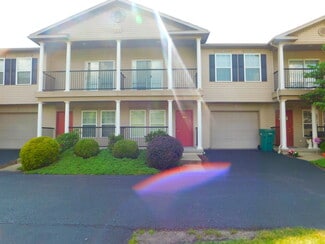 54 Barrington Ct Unit 54 Barrington Ct #103, Bridgeport, WV 26330