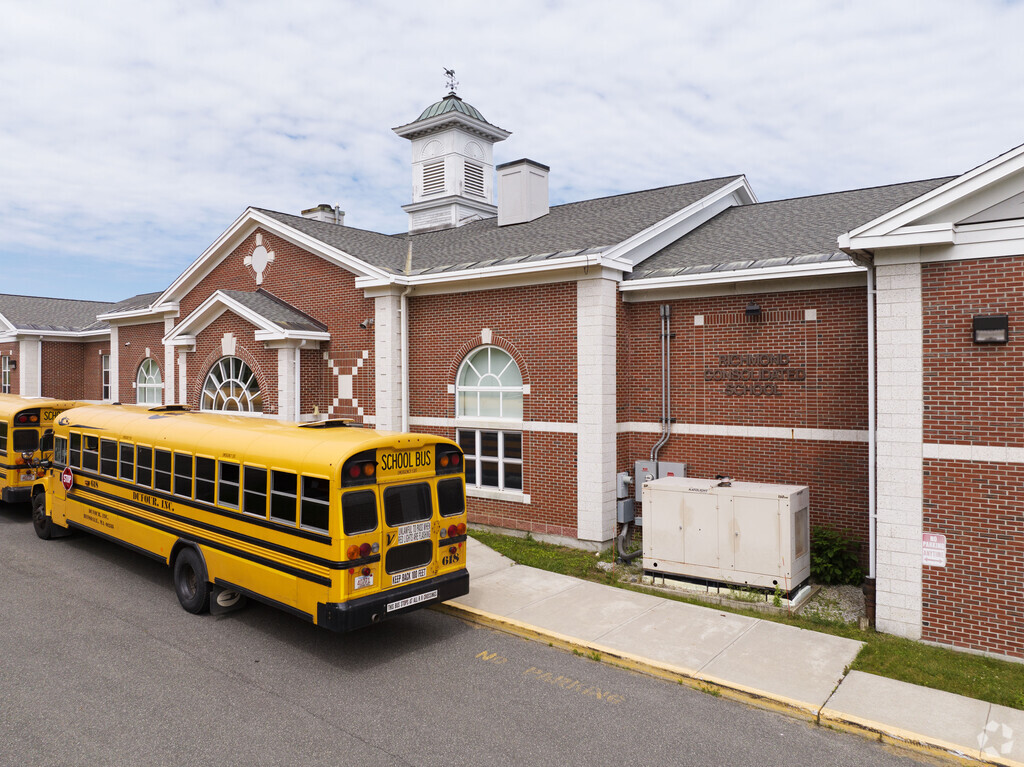 Richmond Consolidated School is a public elementary and middle school located in Richmond, MA.