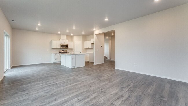 2775 U St, Springfield, OR 97477 - photo 6