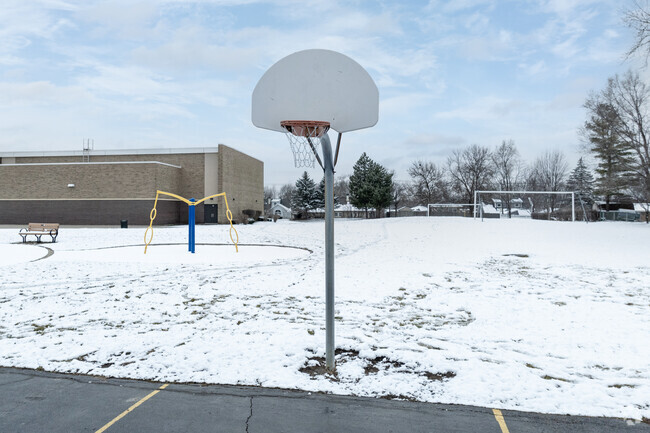 Spring Hills Elementary School has a few basketball courts for kids.