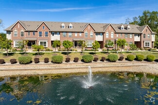 13050 Woodridge Cir, Plymouth, MI 48170