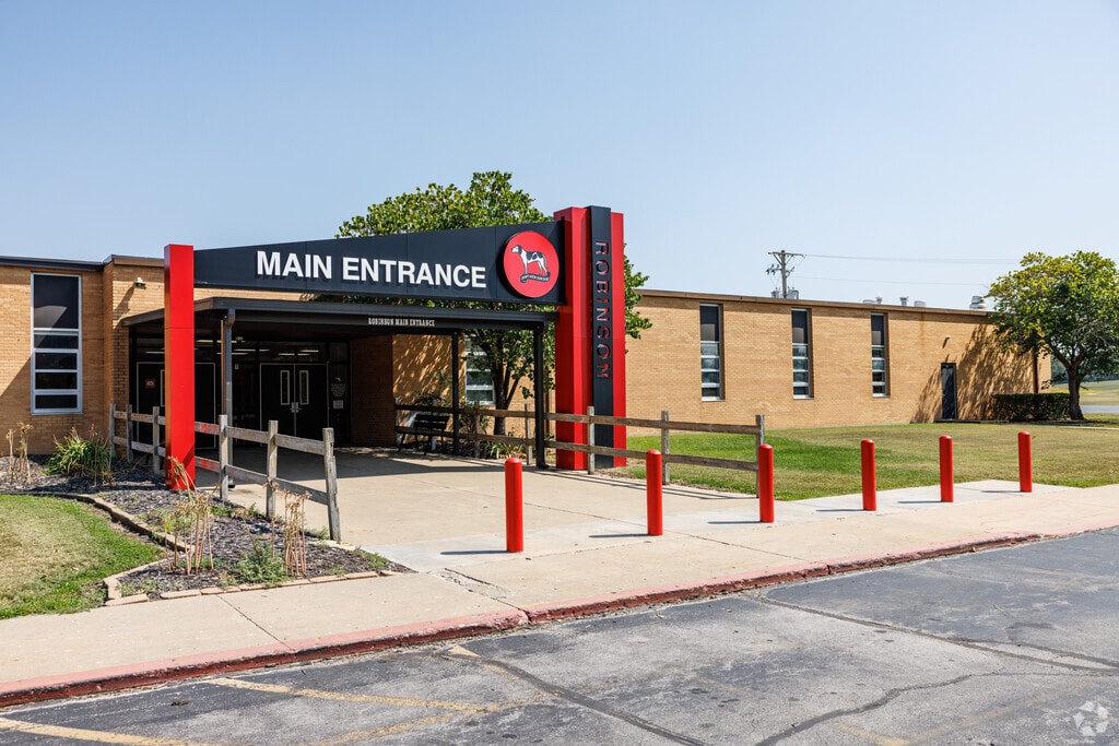 Robinson School is part of the Aurora School District.