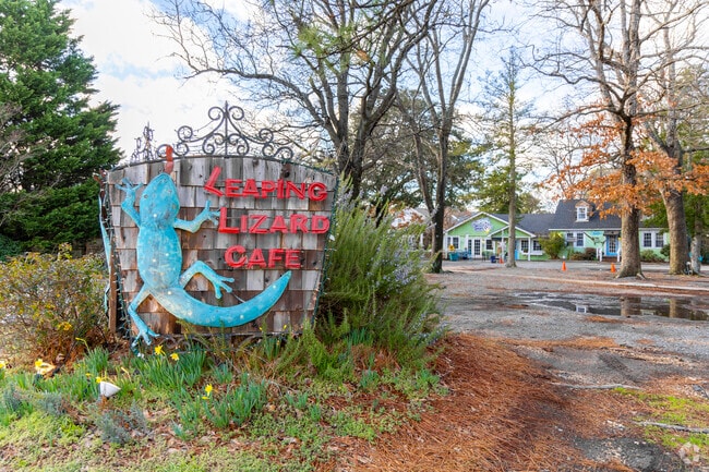 Leaping Lizard Cafe in Bayville serves delicious lunches to locals and visitors alike.