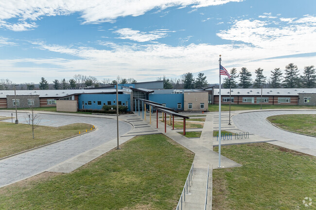 The student population of Wellington Elementary is 622 and the school serves PK-5.