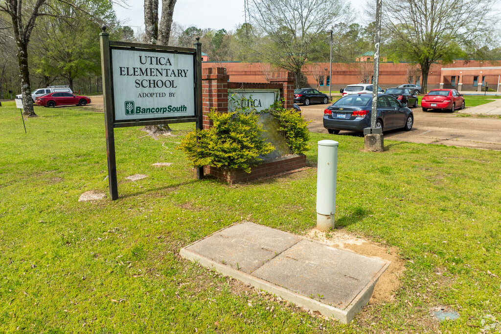 Utica Elementary/ Middle School is a public school in Utica.