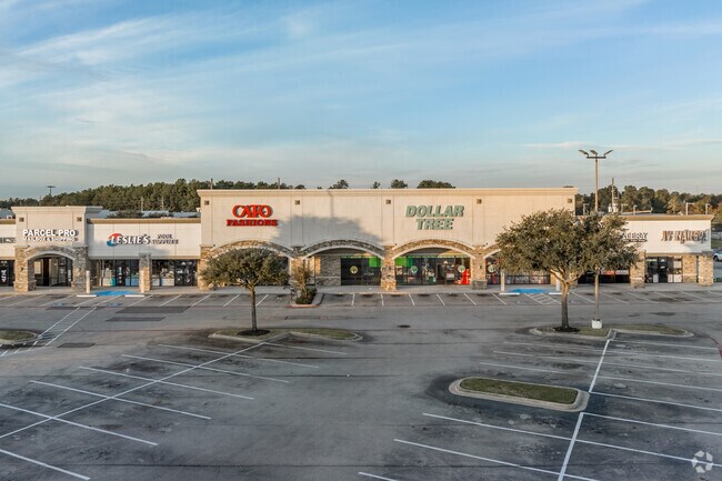 Northpointe has several retail centers throughout it, making shopping quick and easy.