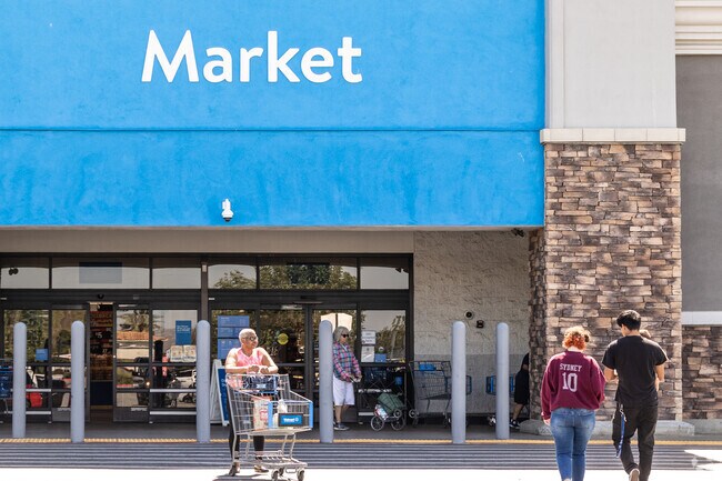 Find big box stores on San Jacinto Avenue near River.