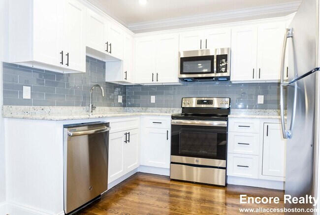 75 Morris St unit 7, Boston, MA 02128 - photo 2