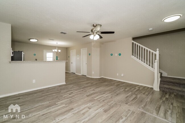 659 Northlake Dr, New Braunfels, TX 78130 - photo 6