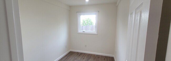 648 10th Ave unit Renovated 1br 1ba pl, San Francisco, CA 94118 - photo 7