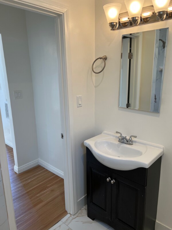 1114 4/5 Tamarind Ave unit 1114 4.5, Los Angeles, CA 90038 - photo 4