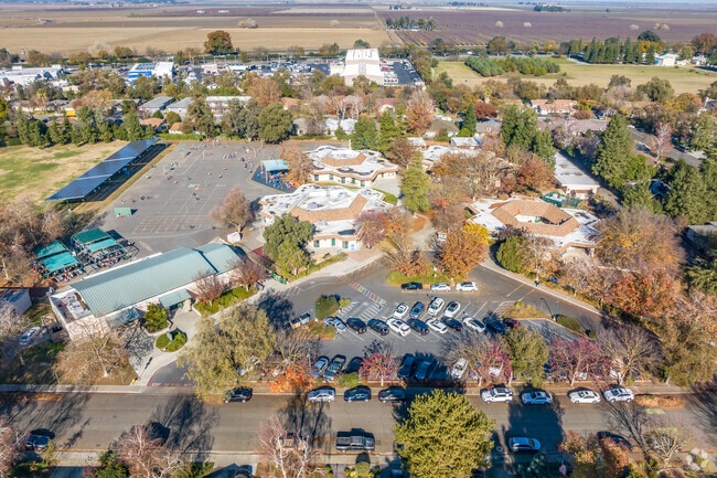 Pioneer Elementary School offers a variety of classes across several buildings on campus.