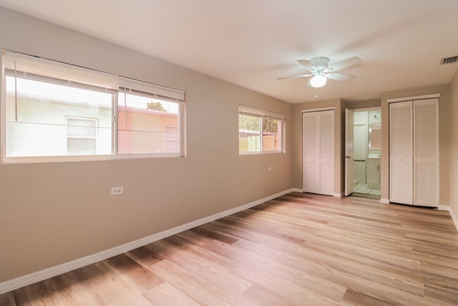 2145 25th Ave N, Saint Petersburg, FL 33713 - photo 7